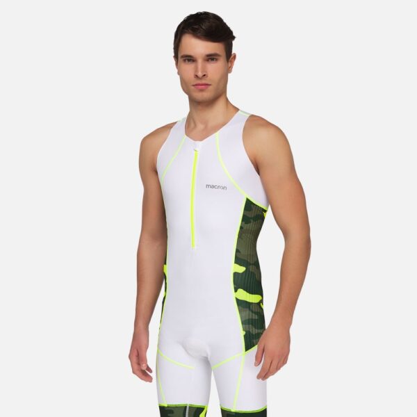 Men's running triathlon body graham